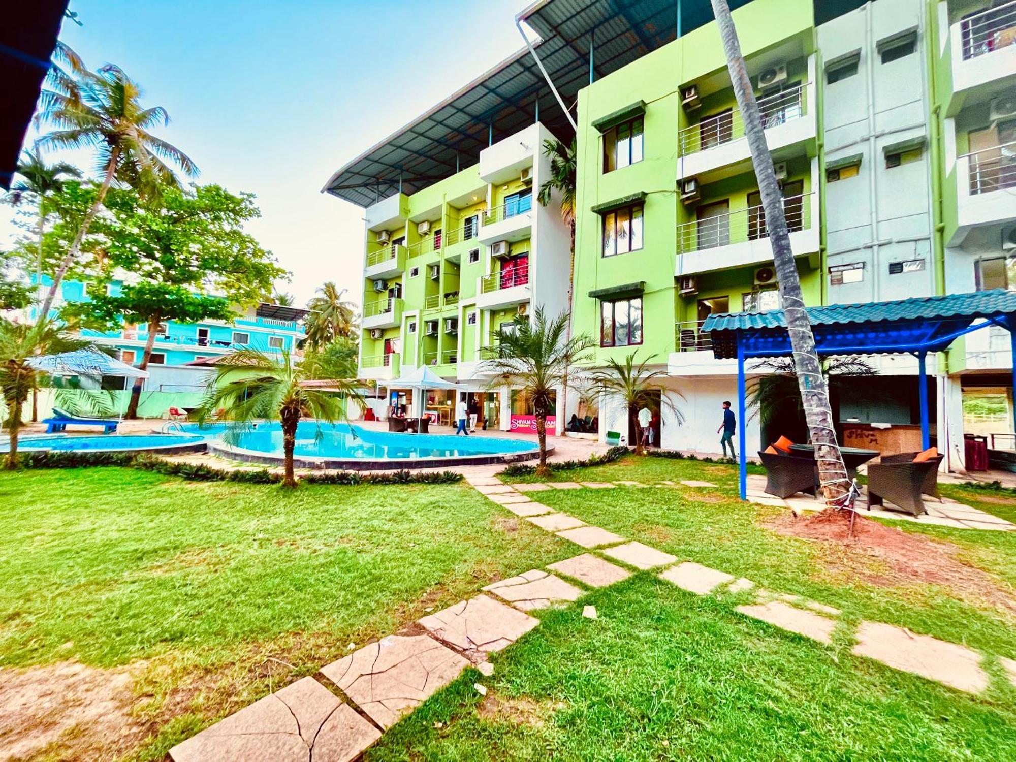 The Calagute Beach Resort By Shivam Resort 1 Km From Beach Candolim Exterior photo